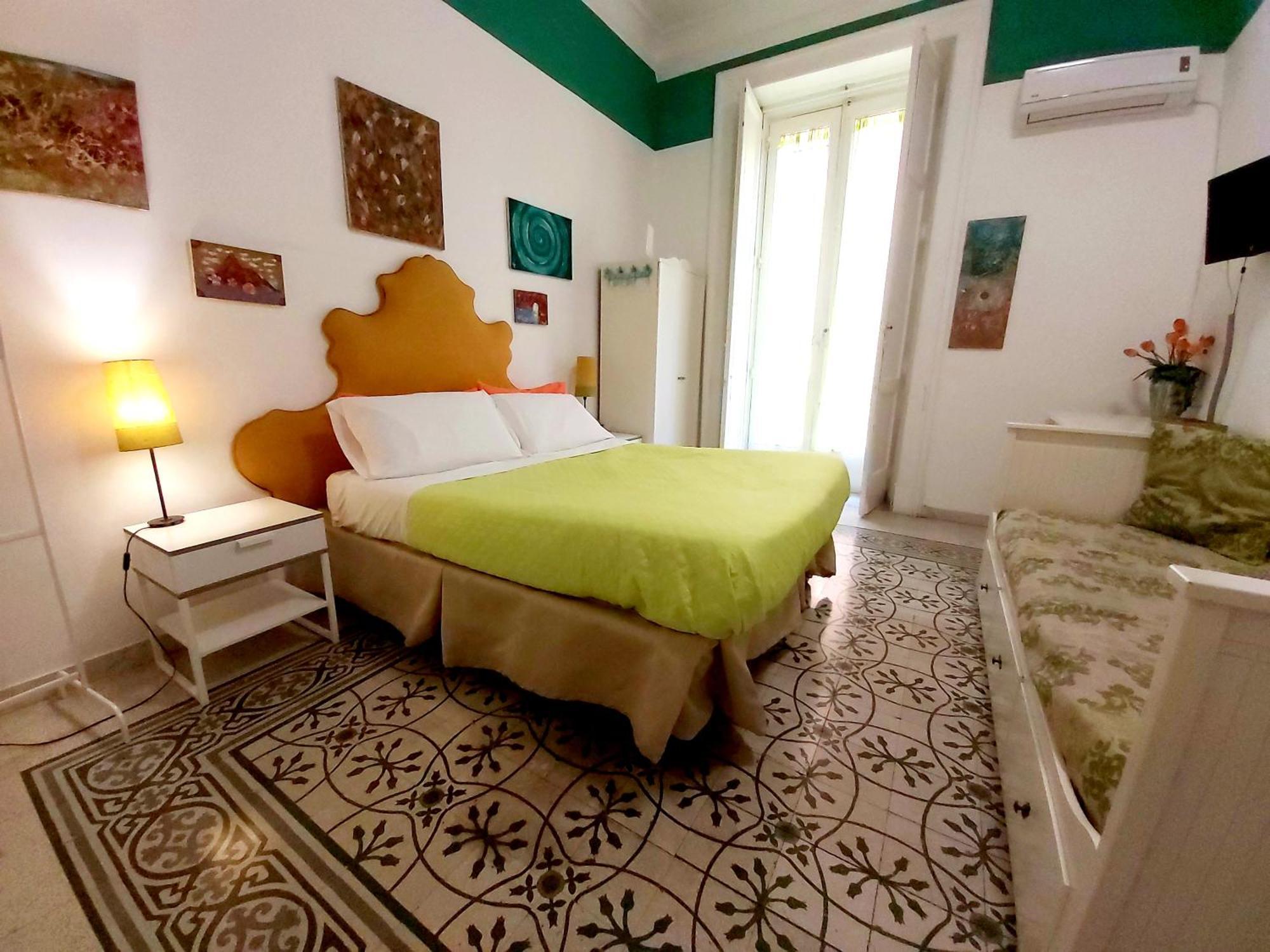 B&B Platamon Napels Kamer foto